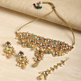 Maharani Kundan Neckpiece with Earrings and Maang Tikka
